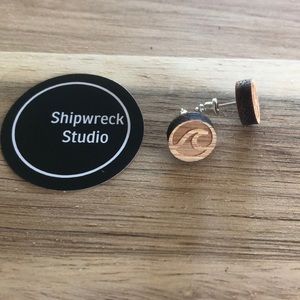Wooden Wave Earrings Studs Brand New